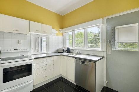 Photo of property in 38 Carlton Road, Pukekohe, 2120