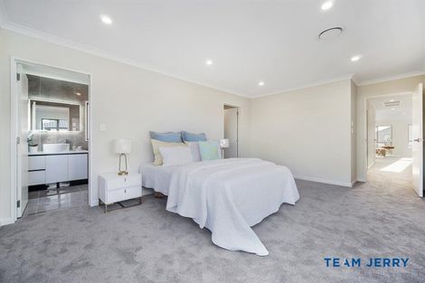 Photo of property in 21 Knockanara Drive, Flat Bush, Auckland, 2019