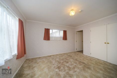 Photo of property in 5 Rosebank Avenue, Kelvin Grove, Palmerston North, 4414