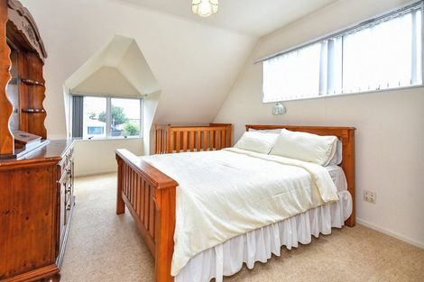 Photo of property in 43 Mckean Avenue, Manurewa, Auckland, 2102