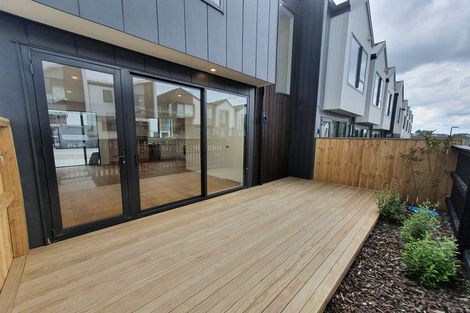 Photo of property in 48 Waipuhinui Way, Wiri, Auckland, 2104