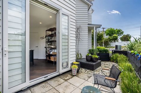 Photo of property in 7/83 Hinemoa Street, Birkenhead, Auckland, 0626