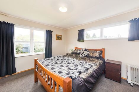 Photo of property in 12 Lagoon Road, Rangiwahia, Kimbolton, 4774