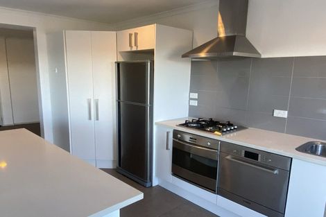 Photo of property in 94 Carlisle Road, Browns Bay, Auckland, 0632