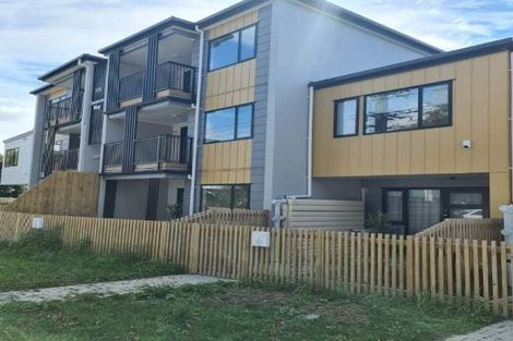 Photo of property in 7/115 Swanson Road, Henderson, Auckland, 0610