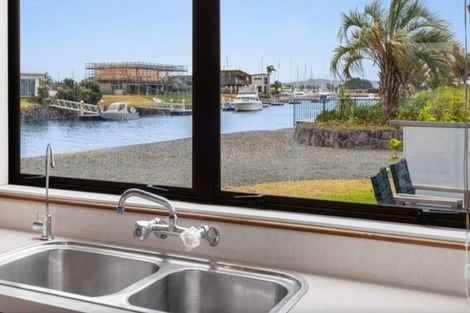 Photo of property in 38 One Tree Point Road, One Tree Point, 0118