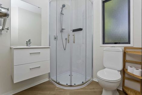 Photo of property in 23/3 The Avenue, Albany, Auckland, 0632