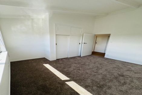 Photo of property in 3 Hartley Terrace, Massey, Auckland, 0614