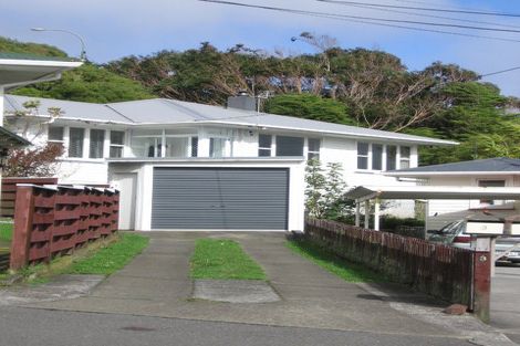 Photo of property in 3 Beazley Avenue, Paparangi, Wellington, 6037