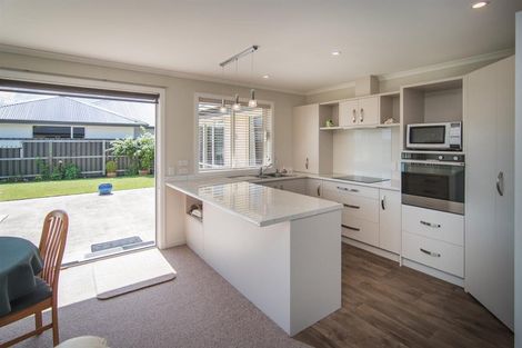 Photo of property in 36 Rhodes Street, Waimate, 7924