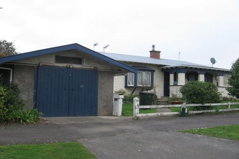 Photo of property in 48 Rangitane Street, Palmerston North, 4414