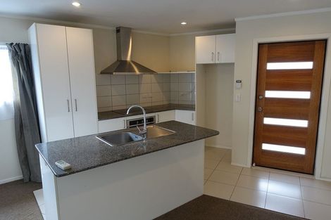 Photo of property in 44 Sherrybrooke Place, Sunnyvale, Auckland, 0612