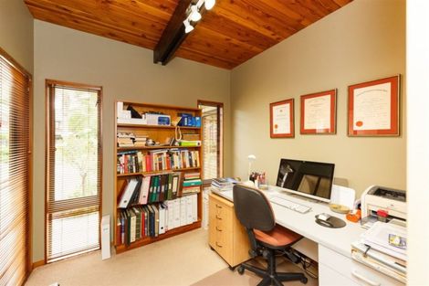 Photo of property in 22b Ihaka Street, Hokowhitu, Palmerston North, 4410