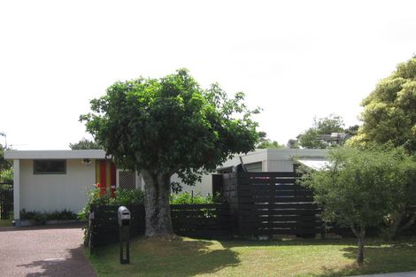 Photo of property in 83 Aeroview Drive, Beach Haven, Auckland, 0626