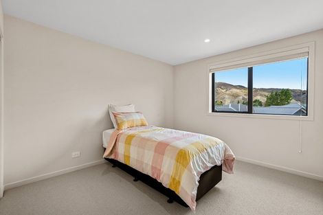 Photo of property in 18 Woods Crescent, Cromwell, 9310