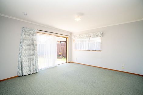 Photo of property in 5 Seville Court, Terrace End, Palmerston North, 4410