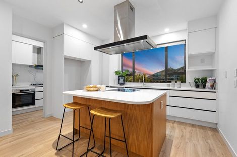 Photo of property in 4d Fowler Street, Northcote, Auckland, 0627