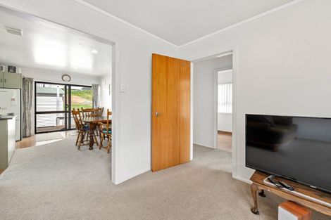 Photo of property in 13 Kahu Street, Ohura, 3926