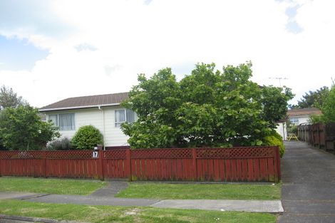 Photo of property in 17 Smedley Street, Manurewa, Auckland, 2102