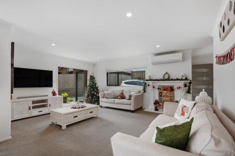 Photo of property in 60a Dickson Road, Papamoa Beach, Papamoa, 3118