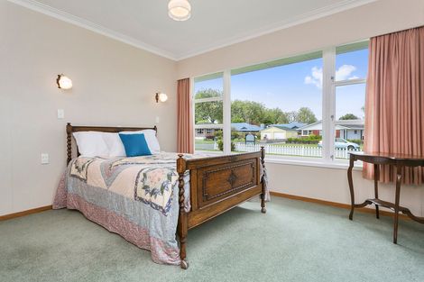 Photo of property in 20 Clare Street, Cambridge, 3434