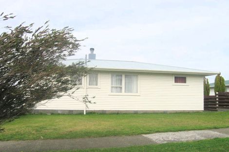 Photo of property in 7 Cherry Blossom Grove, Maungaraki, Lower Hutt, 5010