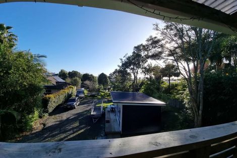 Photo of property in 20a Clayburn Road, Glen Eden, Auckland, 0602