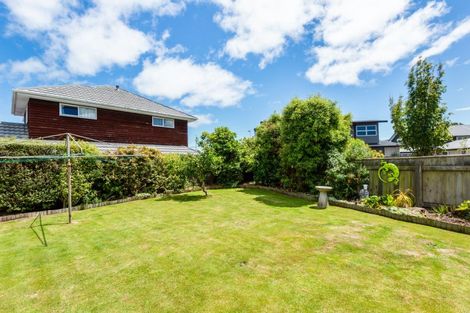 Photo of property in 77 Totara Crescent, Woburn, Lower Hutt, 5011