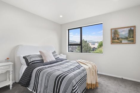 Photo of property in 8/10 Newington Road, Henderson, Auckland, 0612