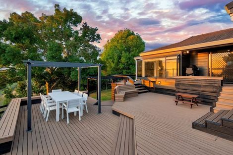 Photo of property in 231 Kaipara Road, Papakura, 2582