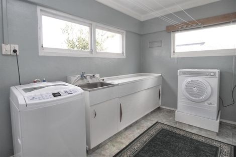 Photo of property in 2 Hoey Street, Te Kamo, Whangarei, 0112