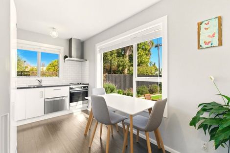 Photo of property in 6 Kennedys Bush Road, Halswell, Christchurch, 8025