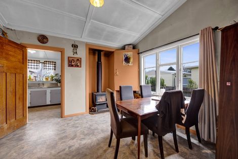 Photo of property in 5 Julian Street, Eltham, 4322