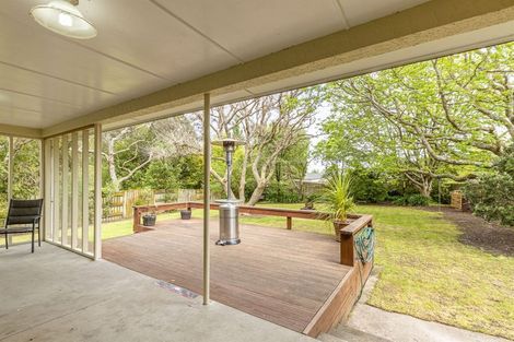 Photo of property in 162 Aokautere Drive, Fitzherbert, Palmerston North, 4410