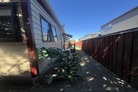 Photo of property in 4/110 Freyberg Street, Lyall Bay, Wellington, 6022