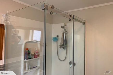 Photo of property in 4 Thackeray Place, Owhata, Rotorua, 3010