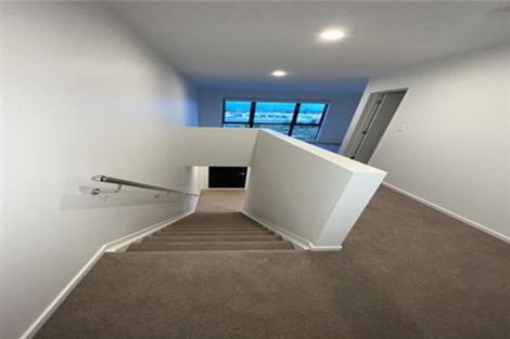 Photo of property in 17 Aramata Road, Papakura, 2110