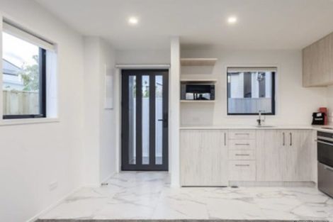 Photo of property in 1/22 Yeovil Road, Te Atatu Peninsula, Auckland, 0610