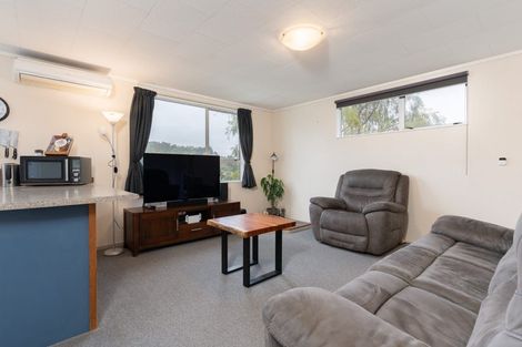 Photo of property in 1/7 Venus Place, Whitby, Porirua, 5024