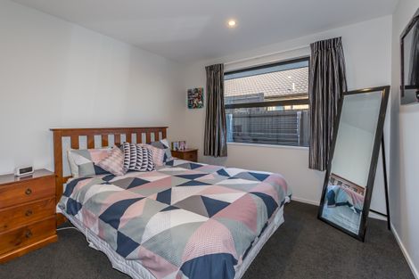 Photo of property in 41 Te Whenu Crescent, Marshland, Christchurch, 8083