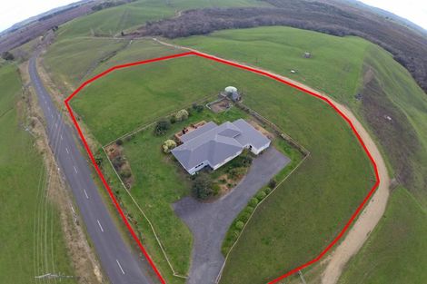 Photo of property in 437 Island Block Road, Island Block, Te Kauwhata, 3782