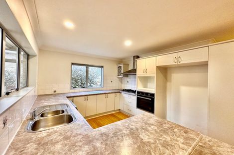 Photo of property in 47 Ransom Smyth Drive, Goodwood Heights, Auckland, 2105