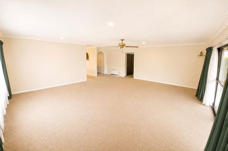 Photo of property in 4 Orchard Place, Lynmore, Rotorua, 3010