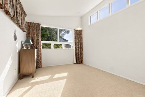 Photo of property in 16 Tai Paku Paku Road, Karaka Bays, Wellington, 6022