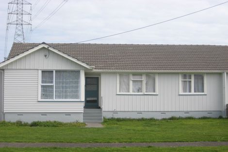 Photo of property in 27 Marama Crescent, Spotswood, New Plymouth, 4310