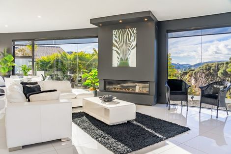 Photo of property in 1 Young Nicks Lane, Whitby, Porirua, 5024