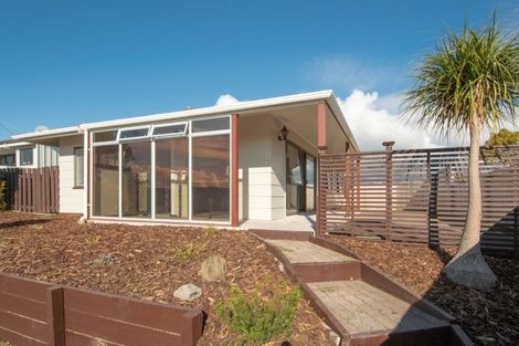 Photo of property in 60 Dickson Road, Papamoa Beach, Papamoa, 3118