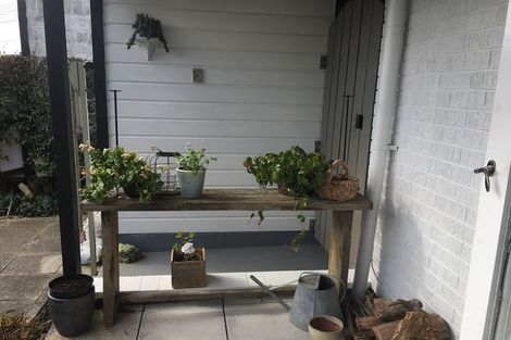 Photo of property in 2/36 Koromiko Street, New Lynn, Auckland, 0600