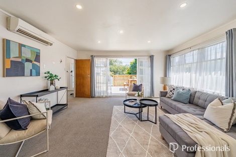 Photo of property in 38 Routley Crescent, Elderslea, Upper Hutt, 5018