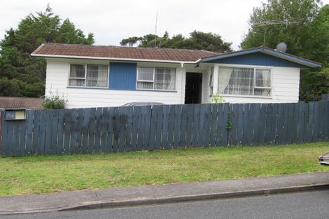 Photo of property in 23 Contessa Drive, Glenfield, Auckland, 0629